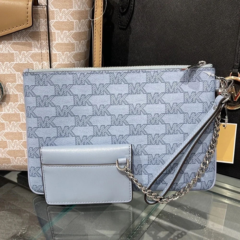 MICHAEL KORS JET SET ITEM LG 2 in 1 CARD CASE & WRISTLET Pale Blue NWT
